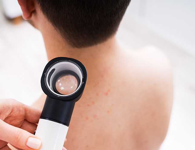 Hautkrebs Vorsorge symbolisiert Dermatologie