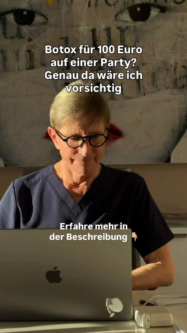 Botox sollte keine Fließbandbehandlung sein.

Warum?

Weil dein Gesicht nicht genauso aufgebaut ist wie das Gesicht der Person neben dir.

Muskelstärke, Augenbrauenposition, Gesichtsform, Mimik und sogar die Art, wie jemand spricht oder lacht, unterscheiden sich.

Deshalb halte ich wenig von Konzepten, bei denen zehn Personen nacheinander kommen und praktisch nach demselben Schema behandelt werden.

Vor jeder Behandlung sollte meiner Meinung nach erst einmal angeschaut werden:

Welche Muskeln sind besonders aktiv?
Welche Falten stören überhaupt?
Welche Bereiche sollte man besser nicht behandeln?
Und welches Ergebnis wünscht sich der Patient?

Das braucht Zeit und eine individuelle Beratung.

Ein niedriger Preis klingt natürlich zunächst attraktiv.

Aber gerade bei medizinischen Behandlungen sollte nicht die Frage entscheidend sein: „Wo bekomme ich es am billigsten?“

Sondern: „Wem vertraue ich mein Gesicht an?“